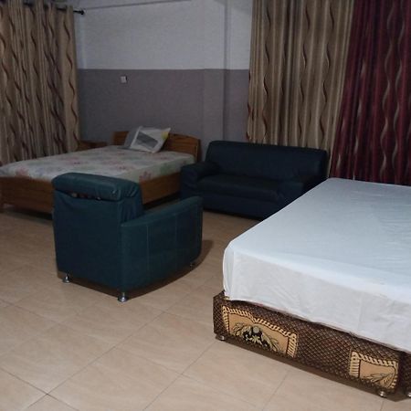 Pemicsa Hotel Accra Spintex Екстериор снимка
