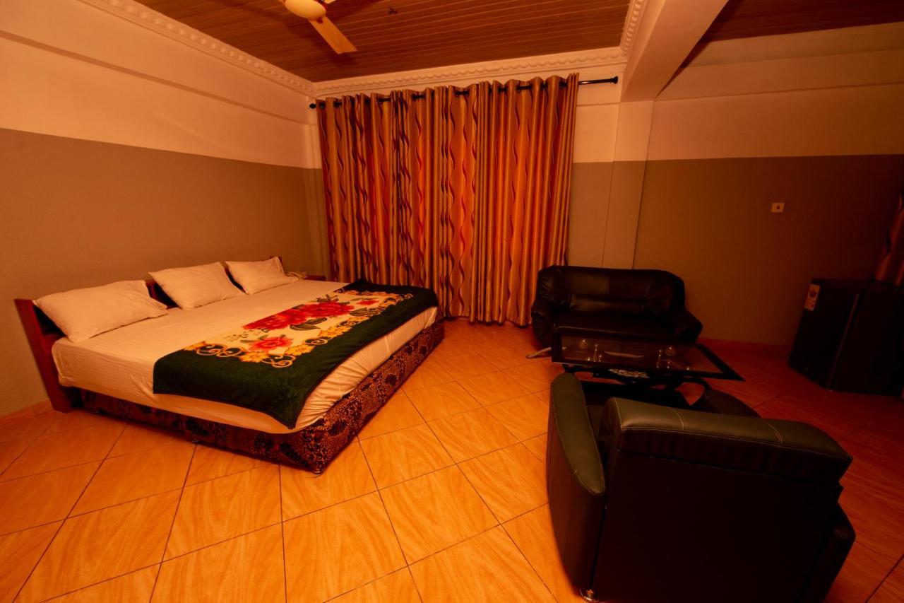 Pemicsa Hotel Accra Spintex Екстериор снимка