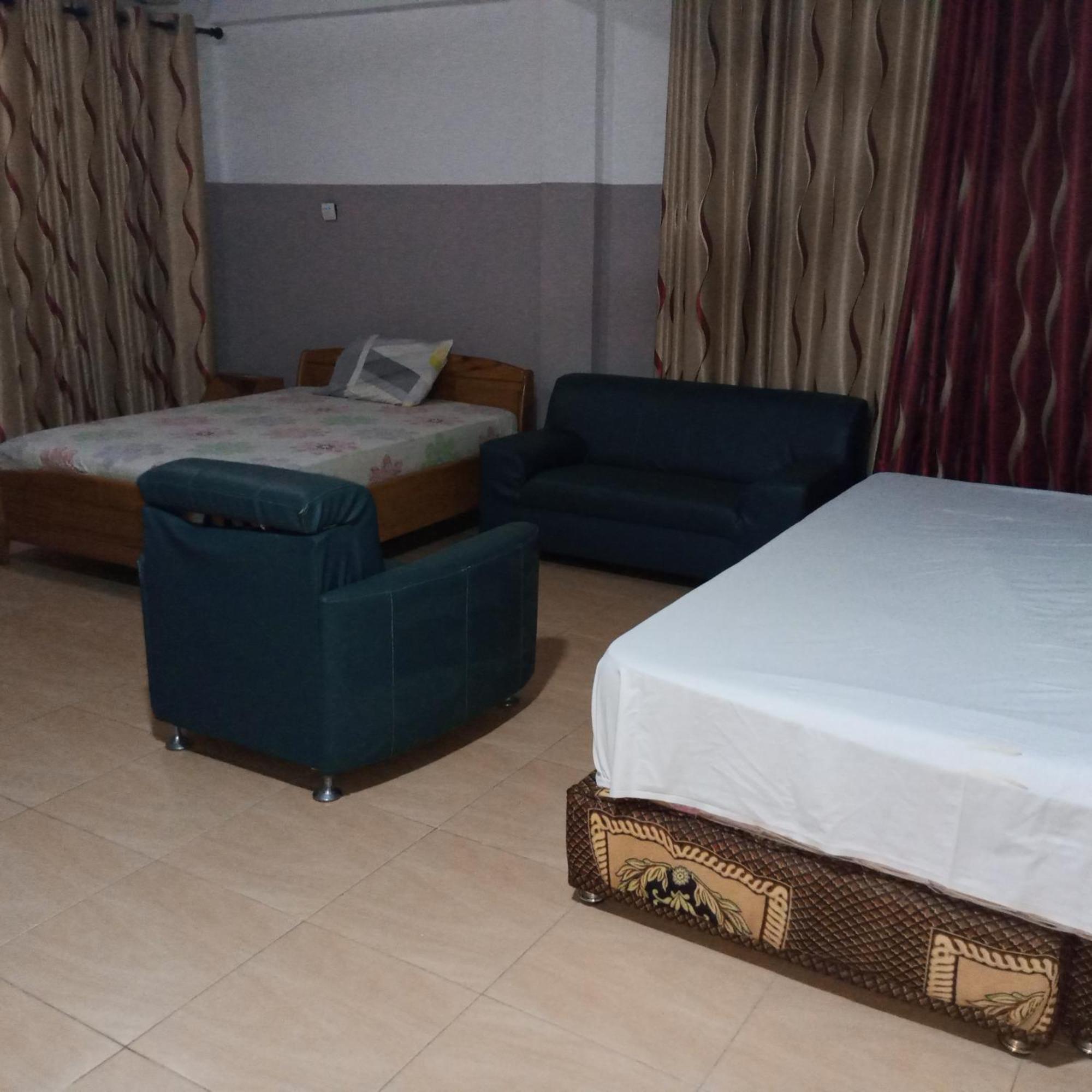Pemicsa Hotel Accra Spintex Екстериор снимка