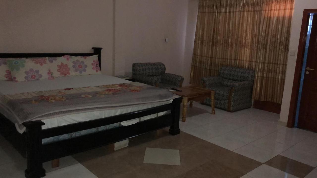 Pemicsa Hotel Accra Spintex Екстериор снимка