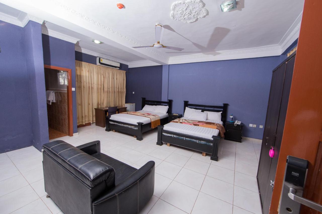 Pemicsa Hotel Accra Spintex Екстериор снимка