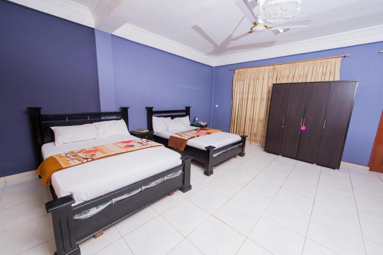 Pemicsa Hotel Accra Spintex Екстериор снимка