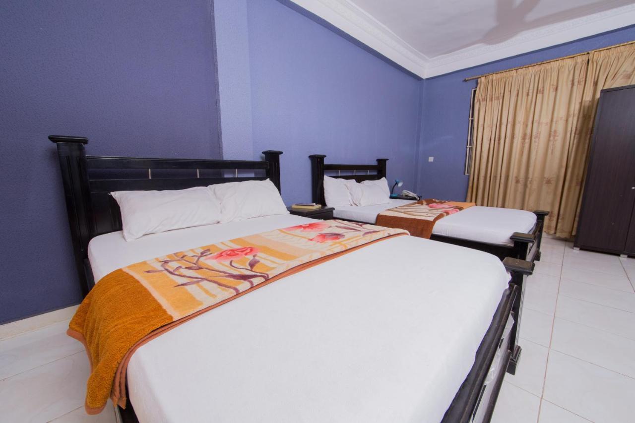 Pemicsa Hotel Accra Spintex Екстериор снимка