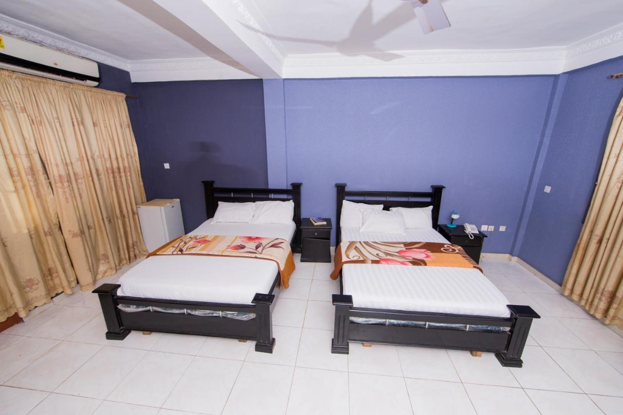 Pemicsa Hotel Accra Spintex Екстериор снимка
